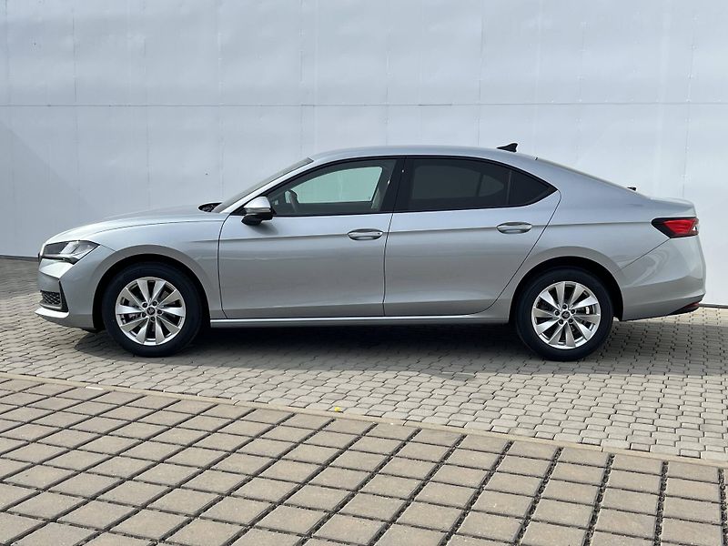 Škoda Superb (2026) Selection 7DSG 2,0TDI - fotka 2 z 5
