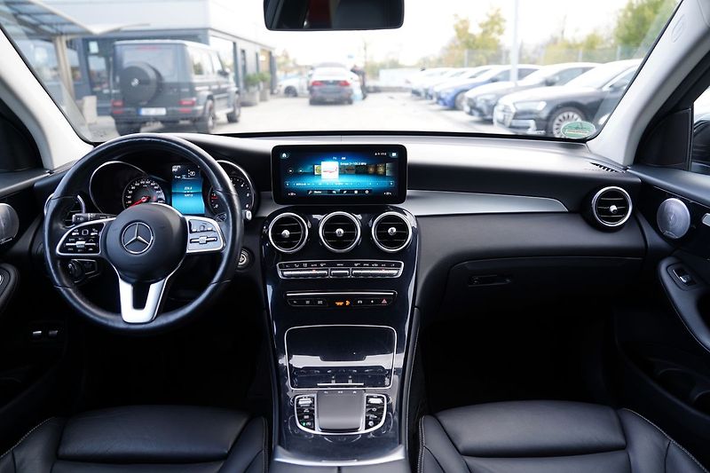 Mercedes-Benz GLC 220d 4Matic/facelift - fotka 26 z 42