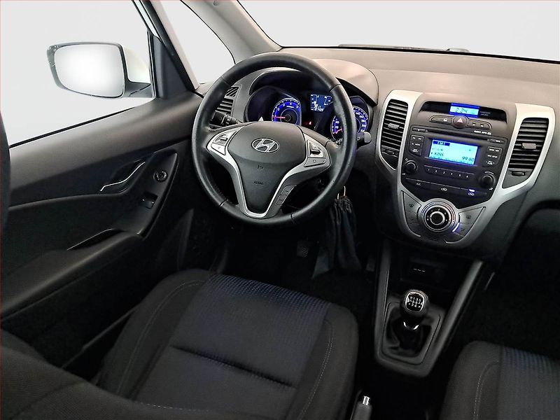 Hyundai ix20 (2011) 1.4 CVVT - fotka 7 z 16