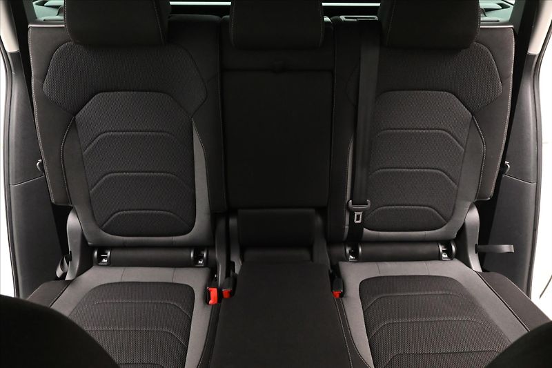 Škoda Kodiaq 2,0 TDI 110kW DSG 4x4 TAŽNÉ Zá - fotka 28 z 33