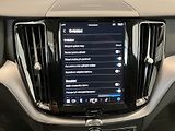 Volvo XC60 B4 FWD Momentum PRO AT8 - náhled 37