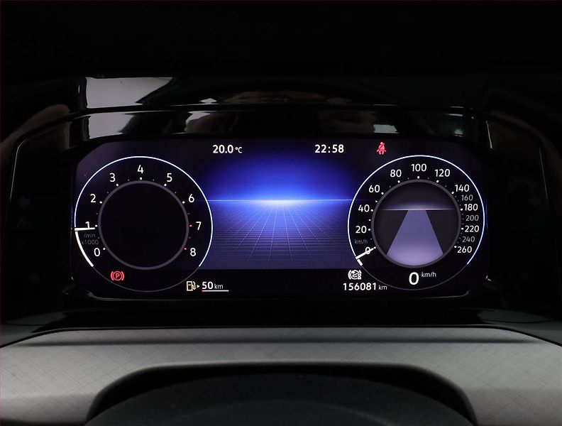 Volkswagen Golf (2023) 1.5 TSI, Tempomat - fotka 9 z 18