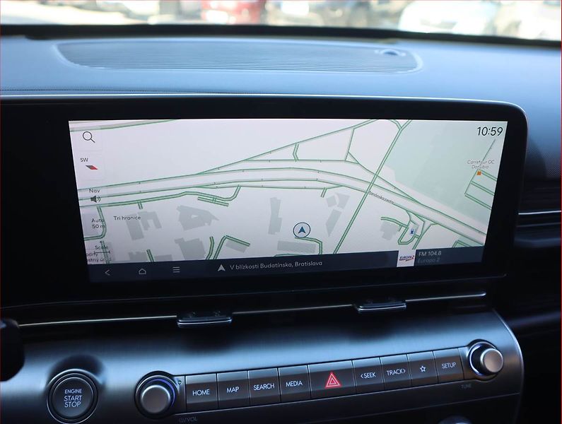 Hyundai Kona (2024) 1.0 T-GDI, Automat, Serv.kniha - fotka 16 z 20