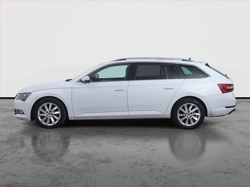 Škoda Superb (2016) 1.6 TDI, Kůže, Navi, Bi-Xenony - fotka 3 z 26