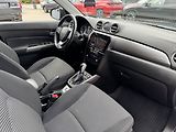 Suzuki Vitara (2021) 1.4 BoosterJet 4x4 Automat LED - náhled 17