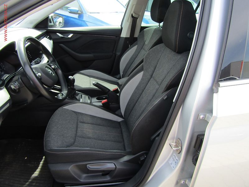 Škoda Scala (2021) 1.5 TSi, ČR, Style - fotka 10 z 17