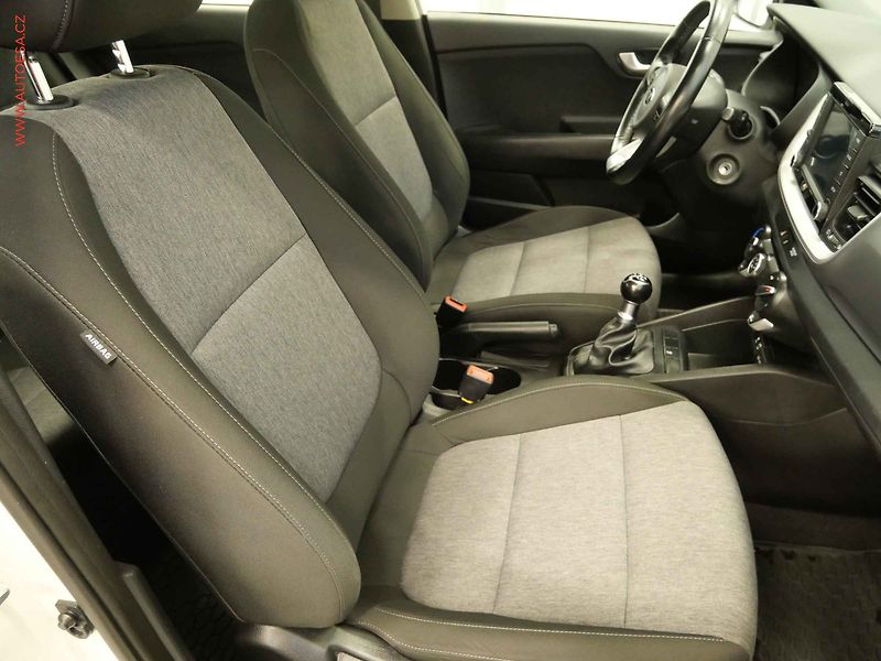 Kia Stonic (2019) 1.2 CVVT, 2.maj,ČR, AC, TZ - fotka 11 z 23