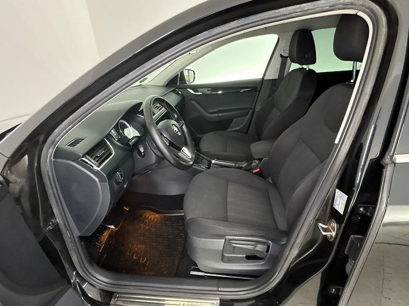 Škoda Octavia Style 4x4 DSG - fotka 7 z 29