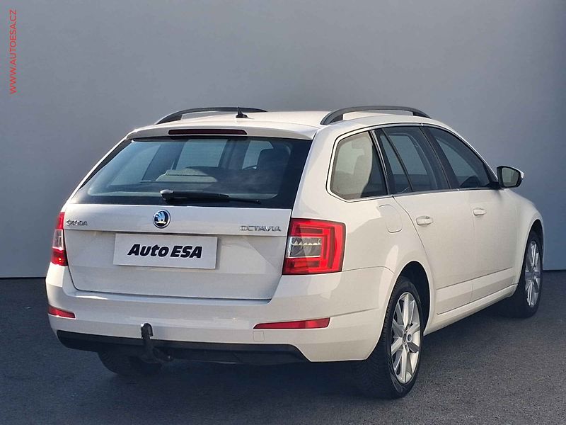 Škoda Octavia (2013) 1.6 TDi, Elegance, DSG, TZ - fotka 4 z 17