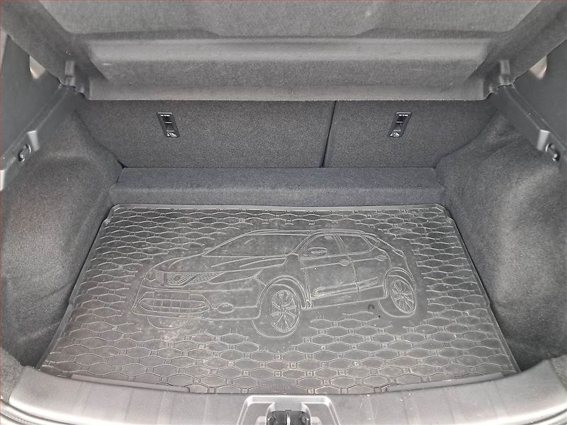 Nissan Qashqai (2017) 1.2 DIG-T, Serv.kniha - fotka 14 z 18