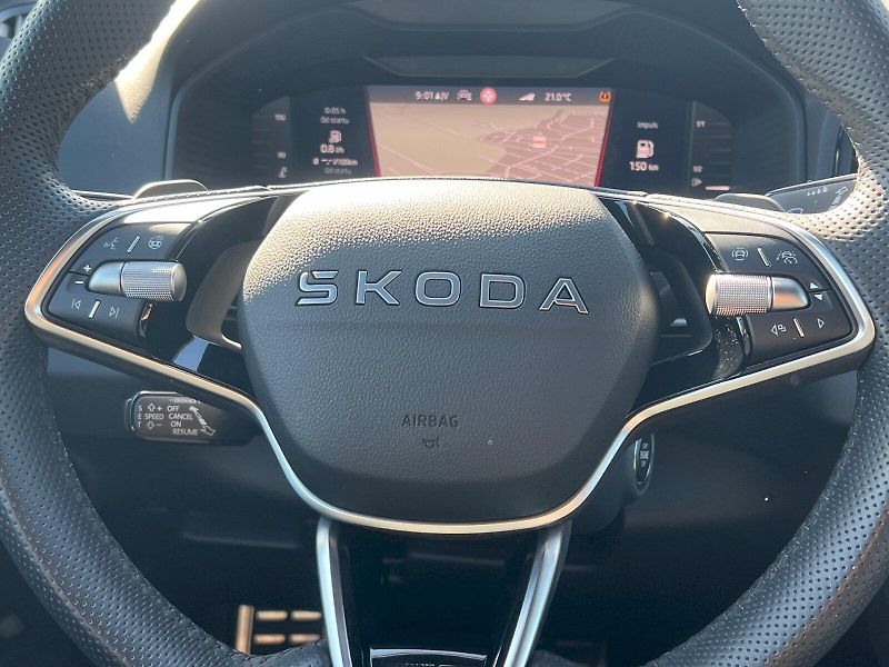 Škoda Karoq (2025) Sportline 1.5TSi 7°automatická - fotka 22 z 31