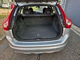 Volvo XC60 2,0 D4 FWD - náhled 11