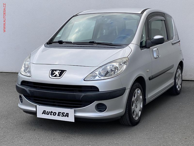 Peugeot 1007 (2006) 1.4i, AC - fotka 3 z 16