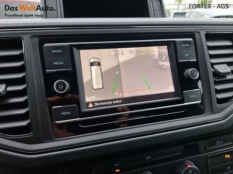 Volkswagen Crafter (2021) dlouhý,2.0 TDI,103kW,Tažné,Kam - fotka 11 z 32
