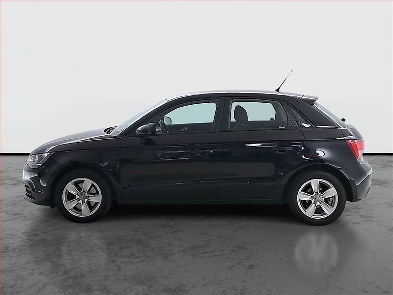 Audi A1 (2014) S-Line 1.4 TFSI, Automat - fotka 3 z 16