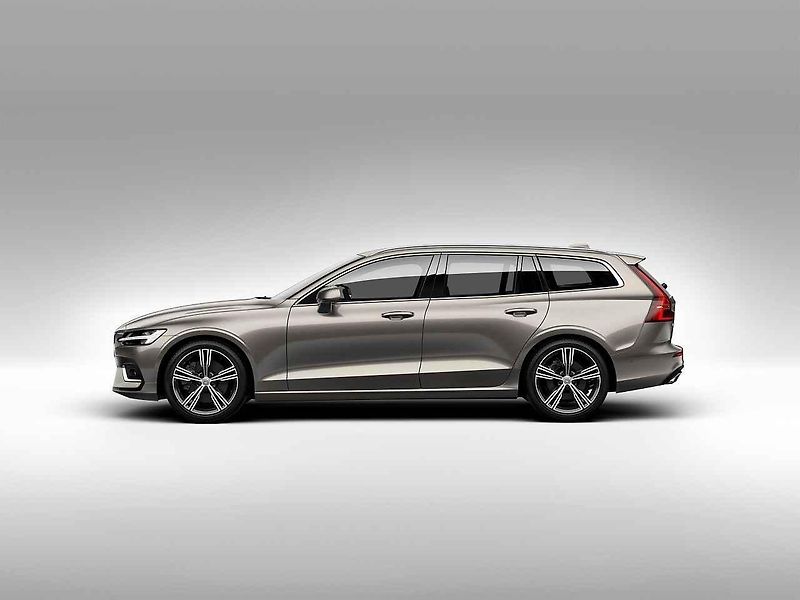 Volvo V60.
