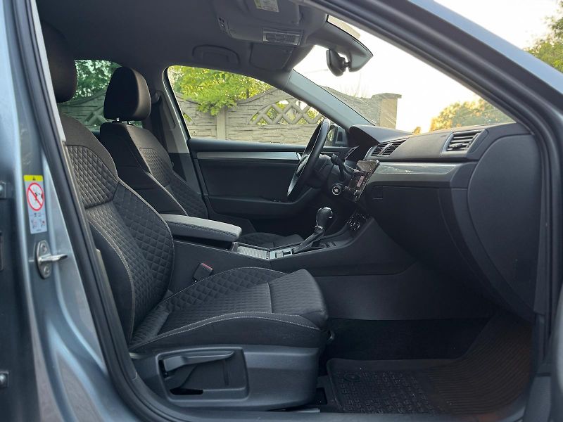 Škoda Superb (2021) 1.4 PHEV 160kW 1.MAJIT. ČR DPH - fotka 12 z 26