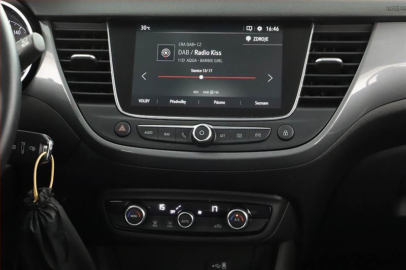 Opel Crossland X (2023) Elegance 1.2 Turbo, Kůže, Navi - fotka 9 z 15