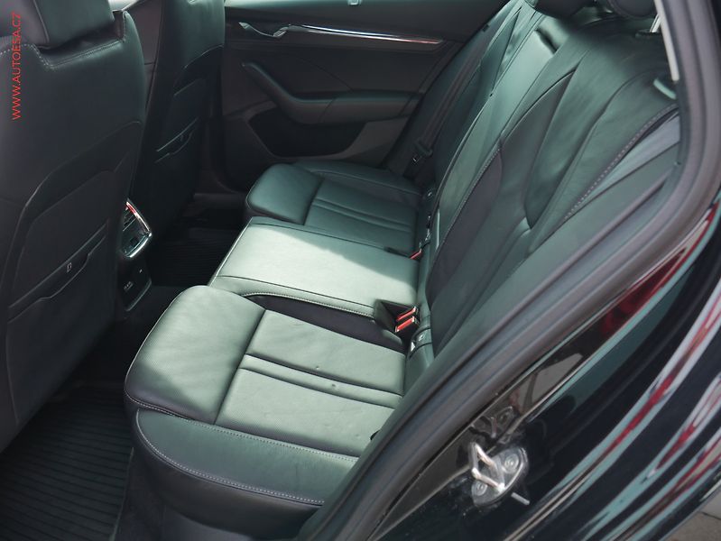 Škoda Octavia (2020) 2.0 TDi, Style, DSG, LED - fotka 10 z 29