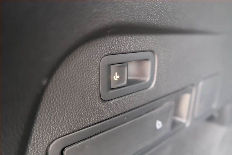 Volkswagen Tiguan Allspace (2022) 2.0 TDI - fotka 31 z 34