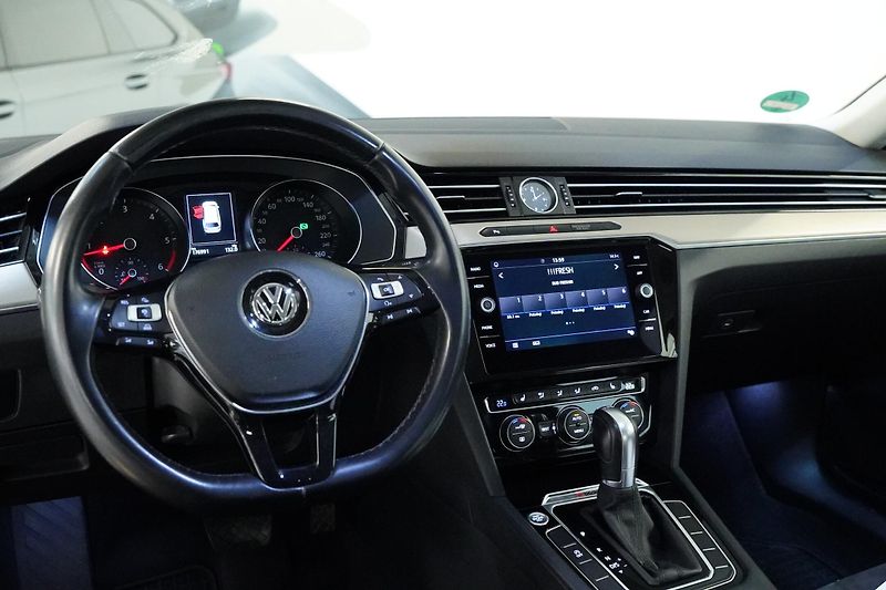 Volkswagen Passat - fotka 6 z 6
