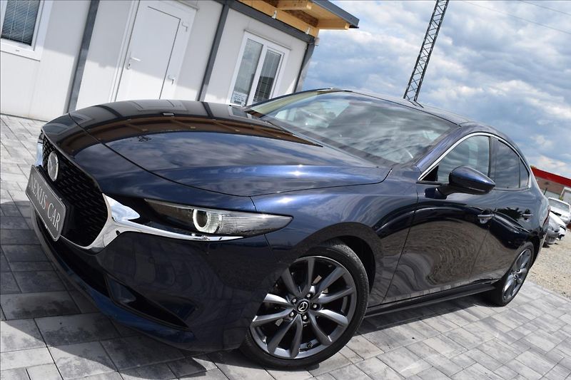 Mazda 3 2,0 i 90KW NÍZKÉ KM KUŽE ALU - fotka 1 z 55
