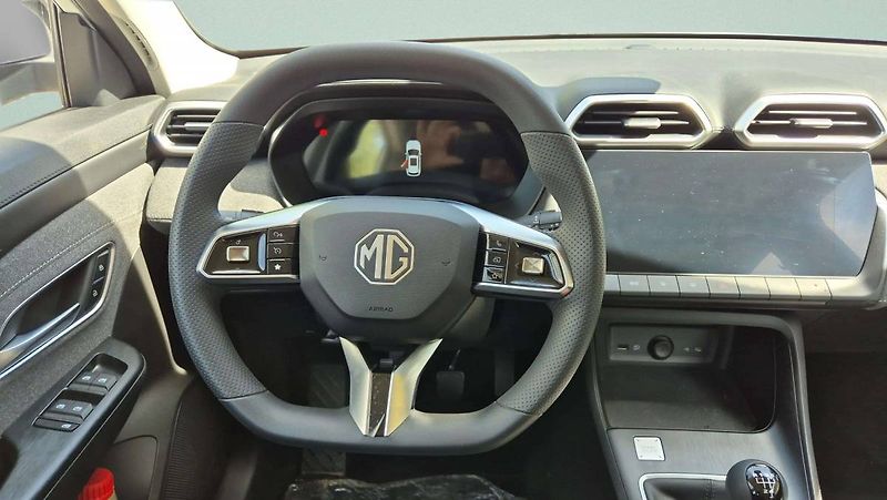 MG ZS EXCITE 1.5 MT5 (85kW/115k) /17 - fotka 14 z 31