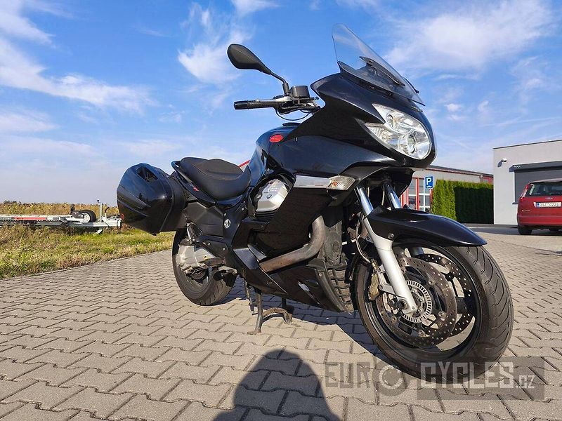 Moto Guzzi Norge 1200 (2013) - fotka 2 z 10