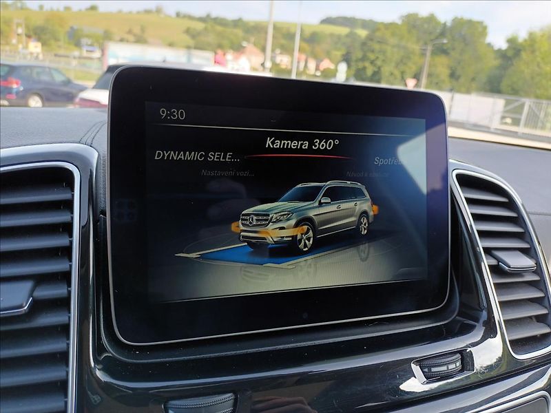 Mercedes-Benz GLS 3,0 350 d 4MATIC,DPH,TAŽNÉ - fotka 40 z 51