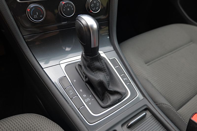 Volkswagen Golf 1.5 TGI DSG Adapt. Tempomat - fotka 20 z 29