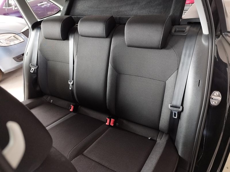 Škoda Rapid (2015) TDI,66KW,DSG,ALU,SERVISKA - fotka 13 z 32