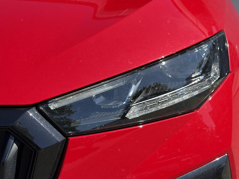 Škoda Scala (2026) Monte Carlo 7DSG 1,0TSI - fotka 20 z 22