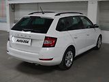 Škoda Fabia (2022) 1.0 TSi, ČR, Ambition, zámek - náhled 6