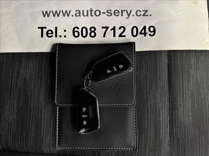 Volkswagen ID.4 150kW PRO PERF. KAM360 SOH 94% - fotka 43 z 44