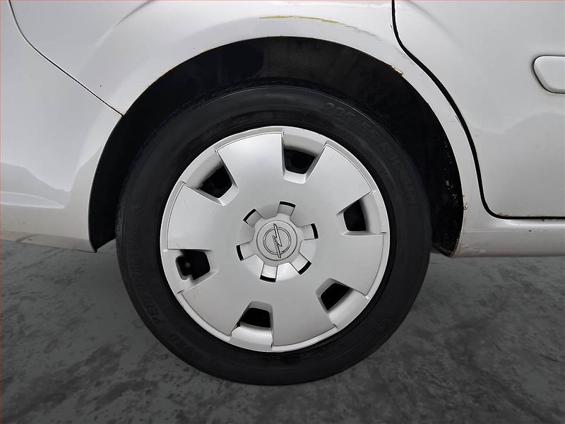 Opel Zafira (2006) 1.8, po STK, slušný stav - fotka 14 z 16