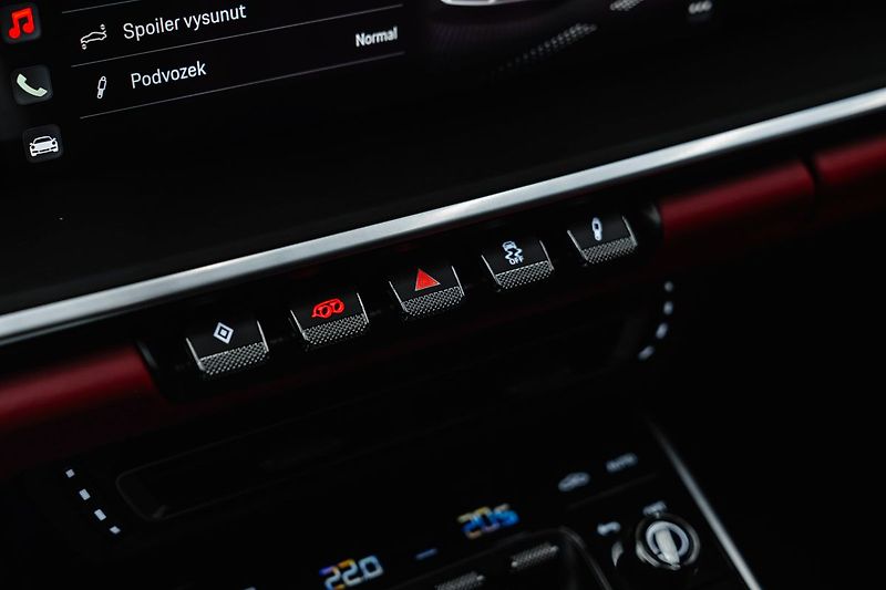 Porsche 911 Turbo, BOSE, ACC, VÝFUKY, MATR - fotka 13 z 20