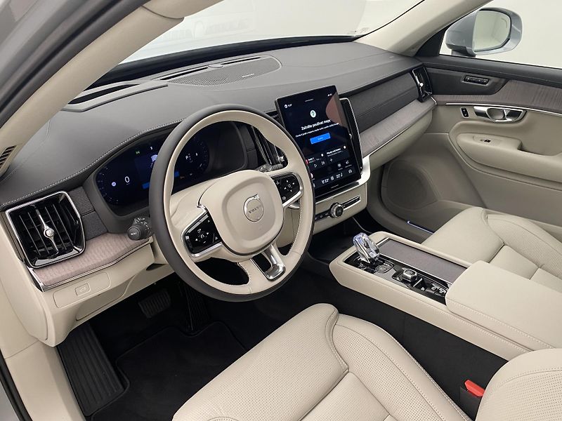 Volvo XC90 (2026) B5 AWD AUT BRIGHT PLUS 7míst - fotka 20 z 55