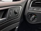 Volkswagen Golf (2017) 1.4 TSI, Tempomat - náhled 16