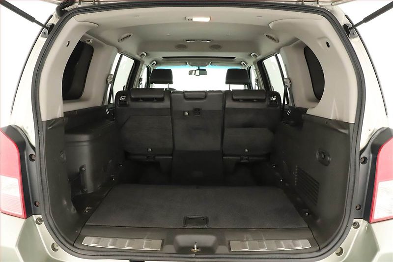 Nissan Pathfinder (2008) 2.5 dCi, 4X4, Tempomat - fotka 18 z 20