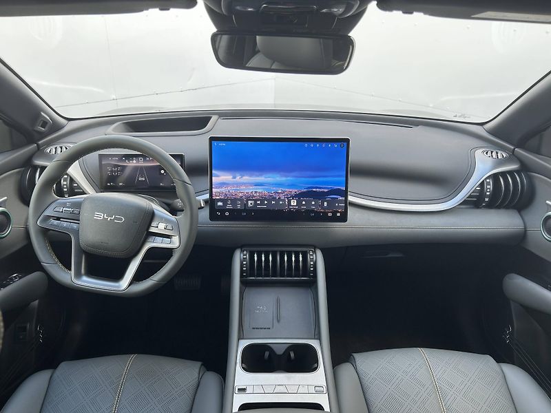 BYD ATTO 3 (2026) Excellence AWD 75 kWh - fotka 6 z 27