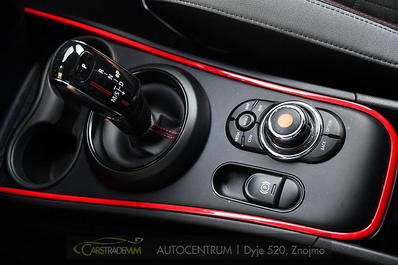 Mini Countryman JCW ALL4  300K ČR - fotka 38 z 56