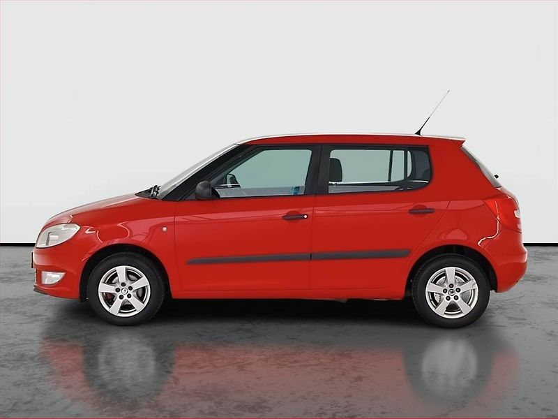 Škoda Fabia (2012) 1.2 12V, po STK, jezdí výborně - fotka 3 z 17