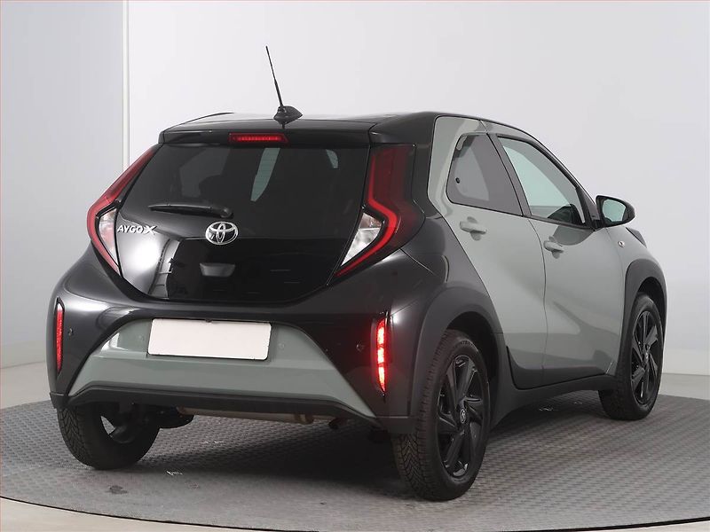 Toyota Aygo (2025) 1.0 - fotka 5 z 19