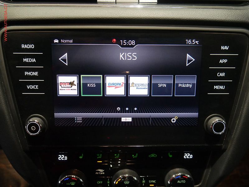 Škoda Octavia (2018) 2.0TSi, ČR, L&K, DSG, LED - fotka 18 z 24