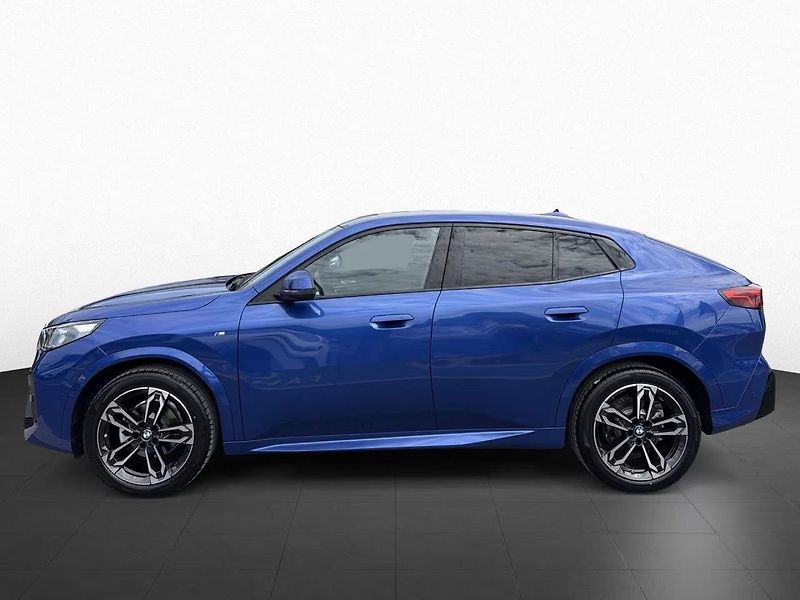 BMW X2 (2025) xDrive20dM ACC HUD Ad.LED KeyL - fotka 4 z 15