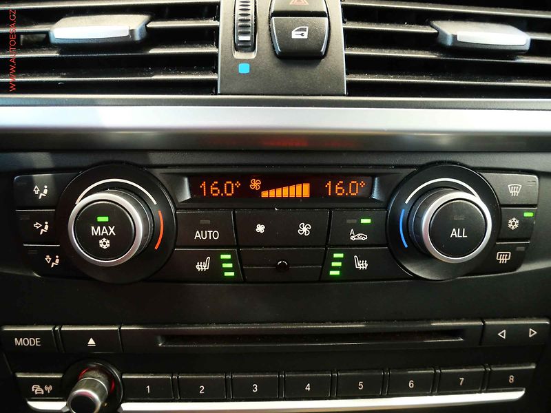 BMW X3 (2012) 3.0d xDrive 30d, ČR, AT - fotka 20 z 27