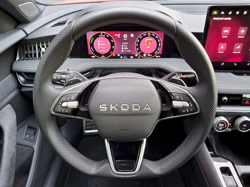 Škoda Superb (2025) iV SportLine DSG 1,5TSi 150kW - fotka 15 z 35