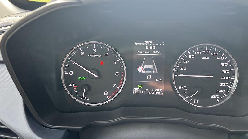 Subaru Impreza 2.0 e-Boxer ACTIVE CVT 4X4 - fotka 8 z 12