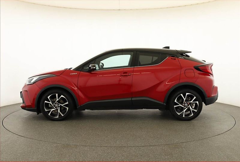 Toyota C-HR (2020) 1.8 Hybrid - fotka 3 z 21