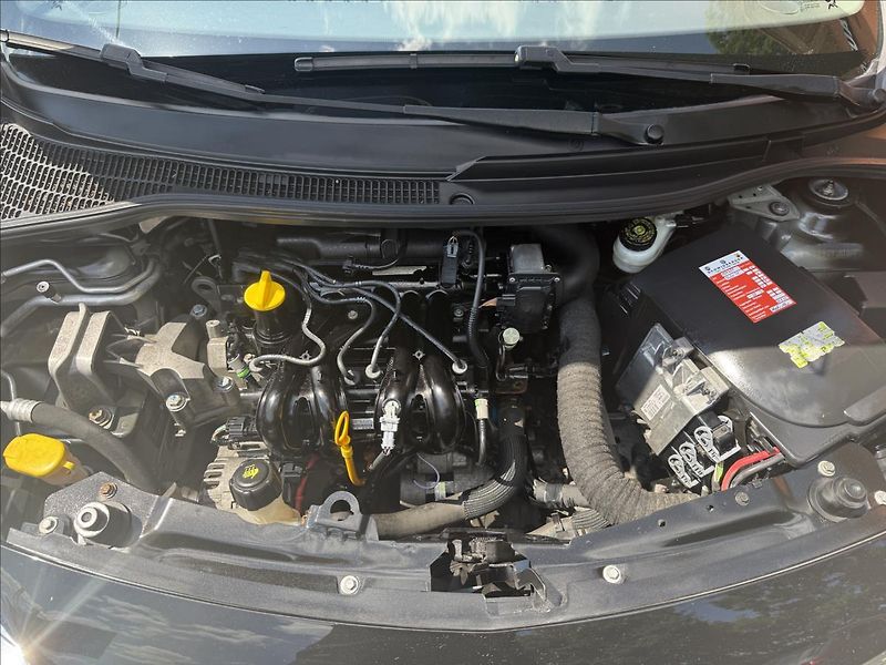 Renault Twingo 1,2 i - fotka 23 z 24